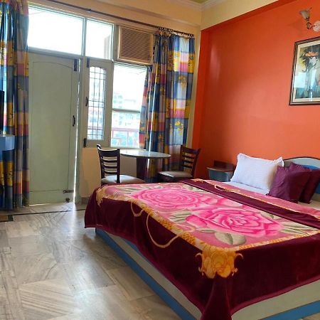 Hotel Surya Laxman Jhula Rishīkesh 外观 照片