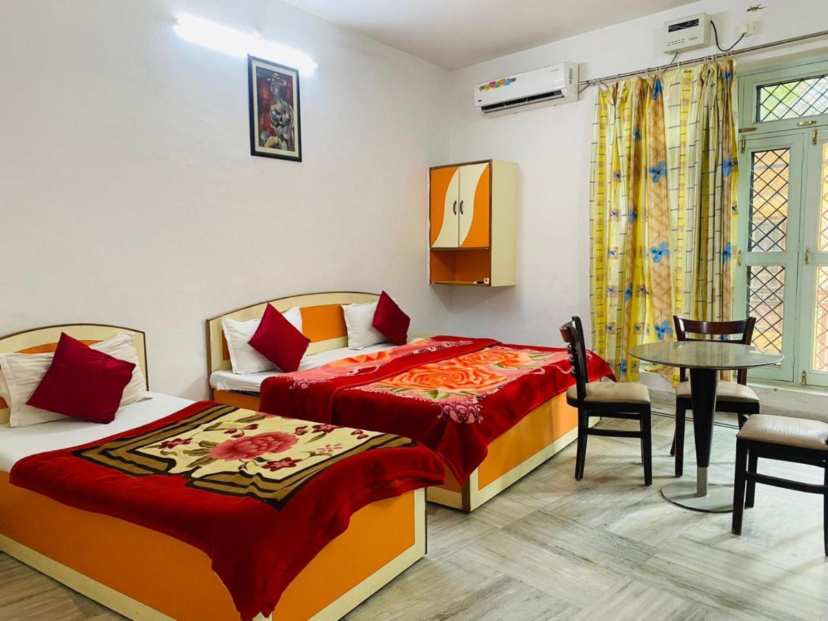 Hotel Surya Laxman Jhula Rishīkesh 外观 照片