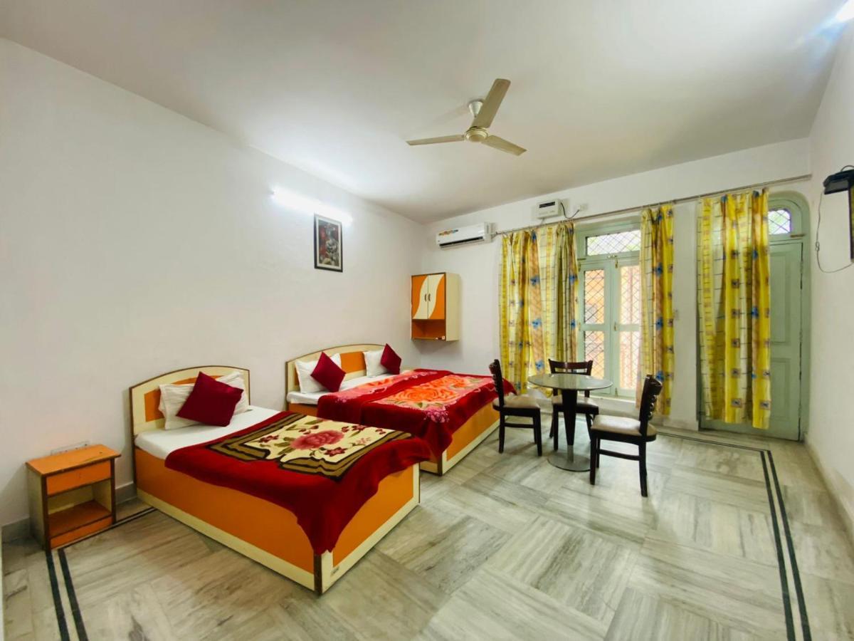 Hotel Surya Laxman Jhula Rishīkesh 外观 照片
